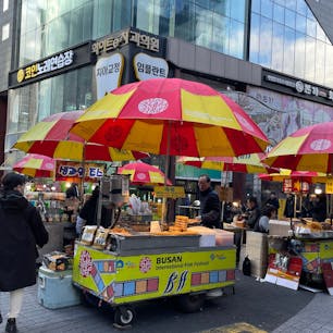 BIFF 広場
タンコンカジャ初めて食べたけど素朴でピーナッツ🥜が入ってて美味しかった。