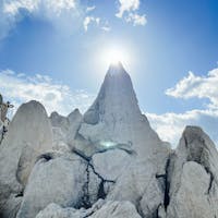 白崎海洋公園

白崎海岸、石灰岩で出来ている公園。
展望台から見る景色が素晴らしく綺麗でした♪
2023.12.17