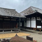元興寺

ならまちにある国宝・世界文化遺産。
屋根には飛鳥時代から残っている古瓦が見れる、
歴史あるお寺。
2024.1.21