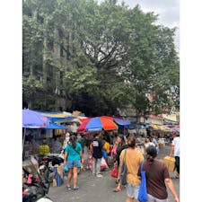 フィリピンはドンドン
巨大なマーケット
デビソウリヤ
フィリピンの三大マーケットの一つで一番大きなマーケットですね。

#サント船長の写真　#フィリピン