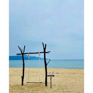 京都　夕日ヶ浦

ビーチブランコゆらり
夏には行列ができているのかな