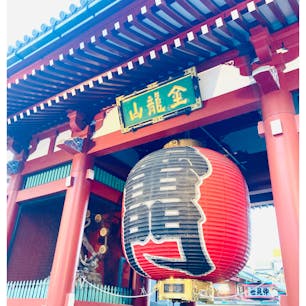 東京　浅草
雷門

表と裏
午後遅かったけど
人が多かった