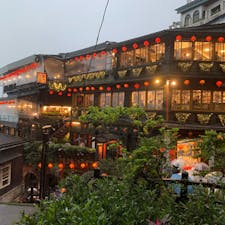 九份の降水確率は80%らしい。
階段昇るの大変だった〜