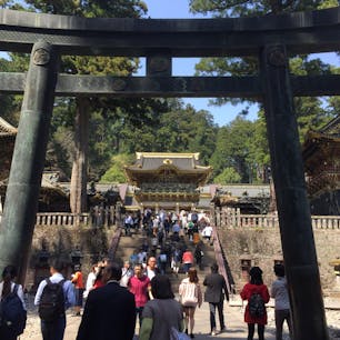 日光東照宮 栃木県

晴れていると輝きが更に増す。
いつ行っても観光客は多い。