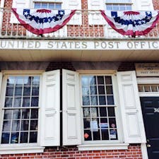 フィラデルフィア🇺🇸
郵便局がこんなに可愛い

ボストンと並んで古き良きアメリカを感じられて、歩くのがとても楽しかった街