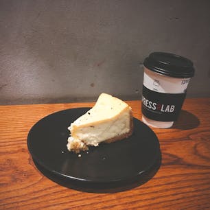 イスタンブール
Fatih Espressolab
レモンチーズケーキ