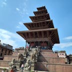 ネパール🇳🇵
昨年七月に訪れました。
2015年の地震の爪痕がそこここに‥。なかなか復興は進まないとの事でした。
ネパール人は気さくで優しい方が多く、目があえば話しかけてくれたり微笑んで下さいました。