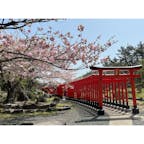 髙山稲荷神社　青森県

鮮やかな千本鳥居と美しい庭園が楽しめます。