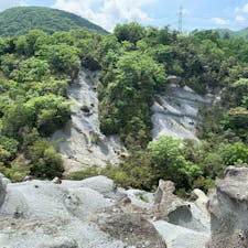 屯鶴峯@奈良
あまり知られていない奇勝スポット！
凄く景色が良くて迫力も満点！