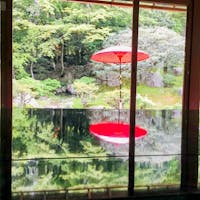 滋賀　旧竹林院

赤い傘が印象的