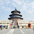 天壇公園　　北京市🇨🇳

明の時代の皇帝（永楽帝）が築いた。天に祈りを捧げる場所です。