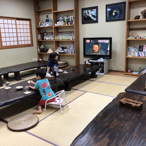 サバニ船の宿「上や」