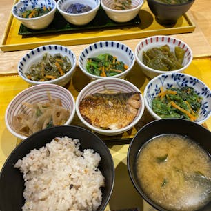 京菜味のむら
とってもおいしかった🫶🏻
#202401 #s京都