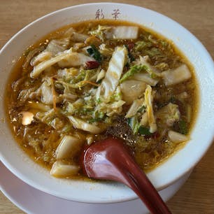 奈良　天理ラーメン　彩華
白菜などの野菜たっぷり。
ニンニク効いてて美味しいです！