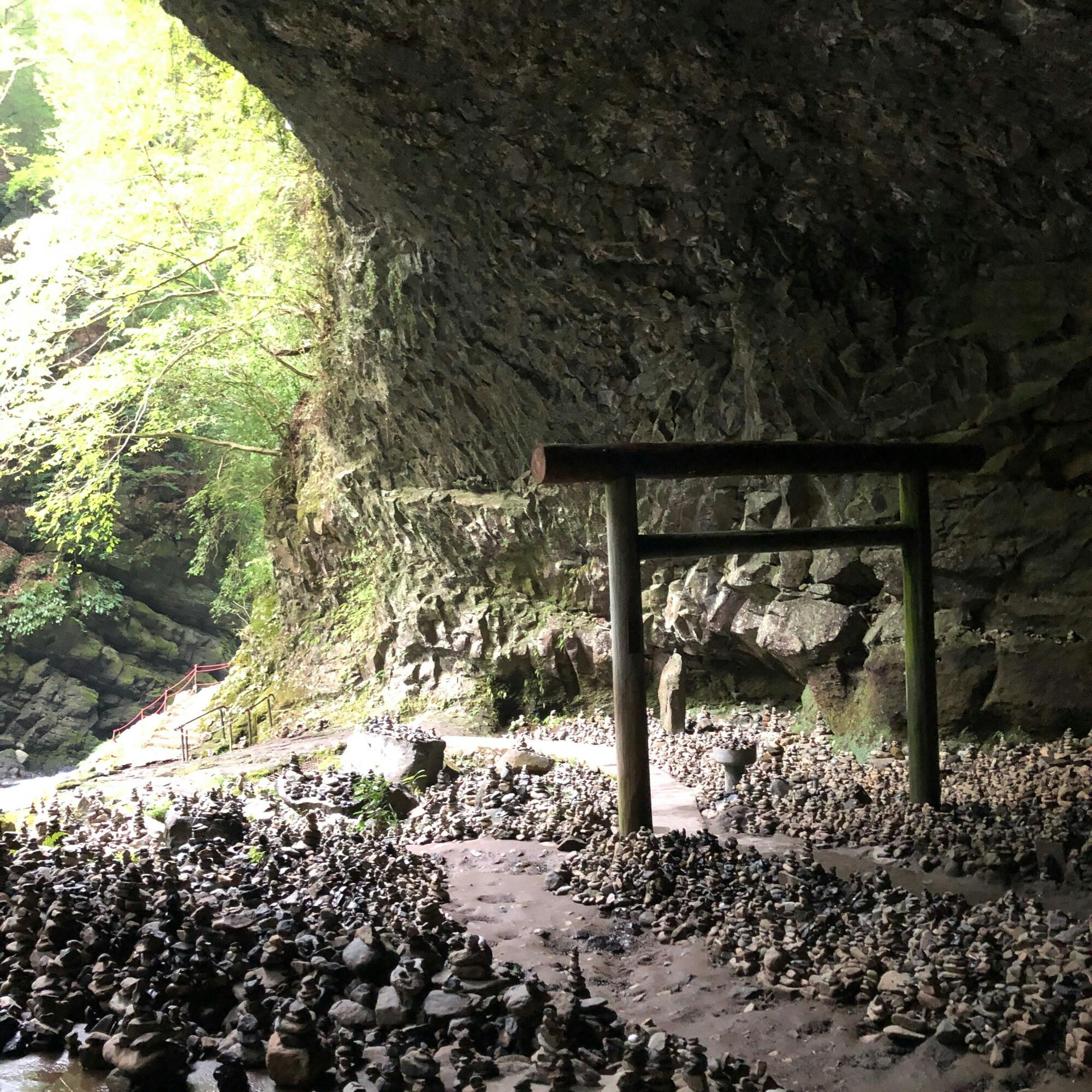 天安河原 あまのやすがわら の投稿写真 感想 みどころ 宮崎県 天安河原早朝参拝 トリップノート