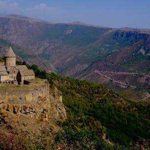 アルメニア🇦🇲tatev 崖の上のポ、monastery
