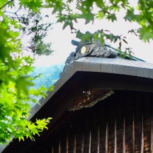 明治、大正、昭和と三代にわたり、皇族型の避暑地として使用されていた「塩原御用邸」が、天皇の間記念公園として、邸宅や広大な庭園と共に公開されています。


#那須塩原市 #天皇の間記念公園 #塩原御用邸 #栃木県