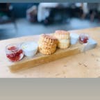 サクサクのスコーンにジャム♡
ごちそうさまでした✨また行きたい✨