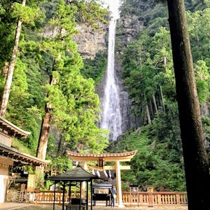 和歌山　那智の滝

神秘的な景色