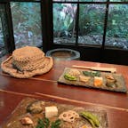 20240816

福岡　秋月　ちきた

開店と同時に入ってあっという間に満席
窓の外には緑と川も流れていて
涼しくて美味しくいただけました