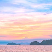 江ノ島と富士山です
