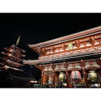 五重の塔と雷門