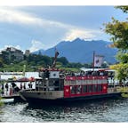 【天晴:あっぱれ】河口湖遊覧船⛴️
in山梨県河口湖

めっちゃ雨が降っていたのに急に晴れて、あっぱれ号に乗ることができました✨
スピードが結構速いから風がとっても気持ち良くて河口湖周辺スポットのガイドを聞きながら乗れるので楽しめました！
残念ながら富士山は恥ずかしかったのか雲に隠れたままでした🤣

2023.8