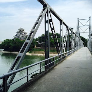 岡山城と月見橋