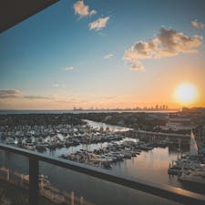 芦屋ベイコート
会員制なので紹介で泊まることできました!