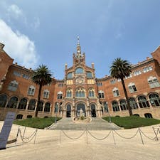 2024/8/22  世界遺産の病院
2009年まで使われてたらしい
こんなところならもっと働く意欲でるのに
#バルセロナ  #Barcelona
#スペイン  #Spain