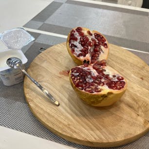 西湖エリアのローカル朝市

借りていたアパートの近くにある朝市にて美味しいザクロをゲットして、朝ごはん☺️