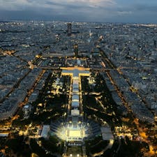 2024/8/14  エッフェル塔から
夕方から日暮に合わせて登って正解
夜景もたのしめた。(21時前に登頂)
#パリ  #Paris
#フランス  #France