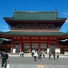 平安神宮は改修中だった！
知恩院の近くで花魁体験したよ！
ポーズするのが大変だった（笑）