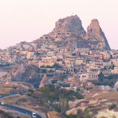 ギョレメ国立公園とカッパドキアの岩窟群