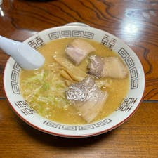 喜多方で味噌ラーメン食べて来た🍜

雪が❄️降ってましたね。