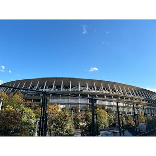 東京都/新国立競技場

隣りの東京体育館から見えた国立競技場。
例年より遅れた紅葉ですが、建物とのコラボがとても美しかったです。
最後は最寄のJR千駄ヶ谷駅の写真。

#puku2'24
#puku2"11
#puku2'24母娘食い倒れ旅
#東京