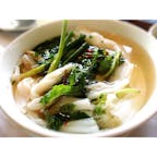 ベトナムと言えばフォー！本場で食べるのが1番美味しいですね♩
トッピングは自由に選べるのですが、レモングラスをたっぷり入れるのが好きです😍