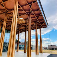 愛知
豊田市博物館
豊田市美術館のすぐ隣
豊田市産の杉が使われた博物館
坂茂さん設計