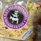 ブレーメンの有名なボンボン屋さん🍭🍬
私のお目当ては飴よりもヌガーだったのでキャラメル味のヌガーを購入しました！
ナッツ多めで食感が意外とほろほろしていて大好きなタイプでした〜！
店員さんがMoin Moinと挨拶してくれて北ドイツに来たなぁと実感できたのが嬉しかったです♡