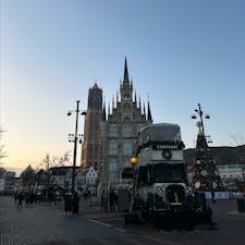 年末旅行はハウステンボスへ🚅
イルミネーション&花火は流石の一言
映えスポットもたくさん✨
15時〜入場のチケットもあるからイルミネーションだけ見ることもできるよ👍