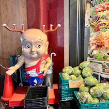 JR奈良駅構内
奈良のうまいものプラザ
朝ごはんをこちらでいただきました。奈良県内の生産農家を中心に直送された食材が使用されています。