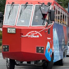 「SKYDUCK（スカイダック）」は、バスにも船にもなる水陸両用バス。今回は、横浜みなとコースを。

横浜の名所をバスで観光したのち、海へスプラッシュイン！ドキドキしました。

水陸両方からの景色を楽しめます。
一味違った観光が楽しめますよ！

#スカイダック
#skyduck
#横浜
#横浜観光