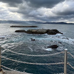 姥岩

和歌山市田野
田ノ浦漁港にある小さい岩
波止は釣りしてる人がちらほら見かけました
2025.2.9