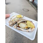 かきふくまる🦪

色んな種類の牡蠣がありましたが、シンプルに焼きガキを注文しました。

他のお店と比べてやや小ぶりな気がしましたが、とはいえ立派な牡蠣でした🦪

#広島#広島グルメ#宮島