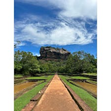Sigiriya rock
🇱🇰🪨