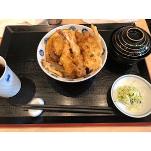【天ぷら割烹 天亀八】天丼（★★）/東京都墨田区（両国）