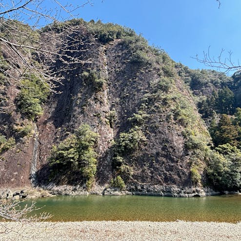 古座川の一枚岩