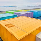 広島　下瀬美術館

世界で最も美しい美術館
水盤に浮かぶカラフルな可動展示室

坂茂氏設計