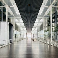 広島
広島市環境局中工場

美しすぎるごみ処理場

谷口吉生氏設計