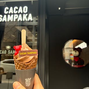 ななおのカフェ　世界観にひたれました。
カカオサンパカ、濃厚なチョコで贅沢な気分